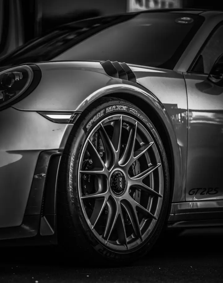 Porsche 911 GT2 RS