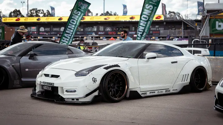 Nissan GT-R